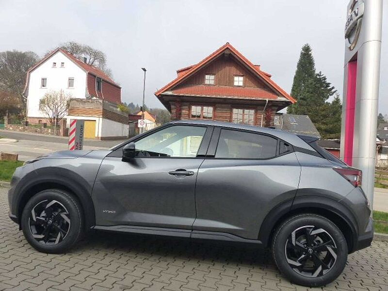 Nissan Juke N-Connecta Hybrid